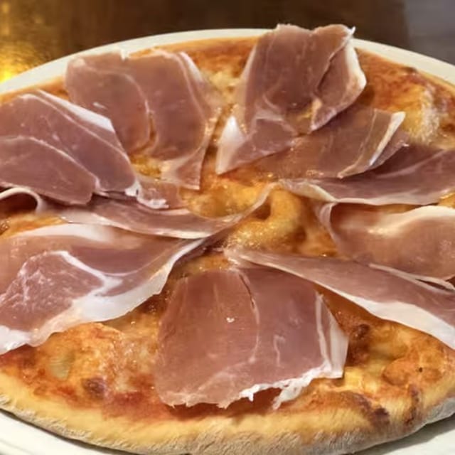 Michelangelo Pizza.
