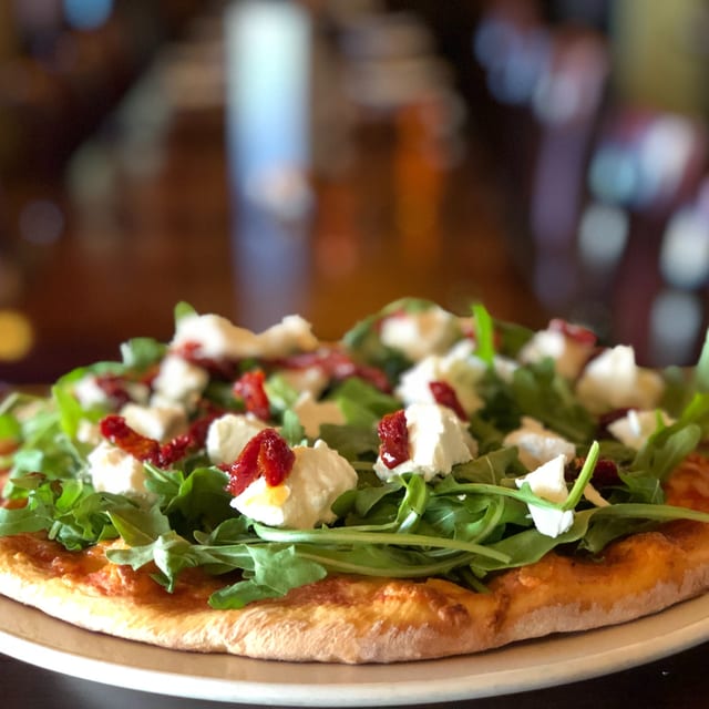 Rugola Pizza | 18".