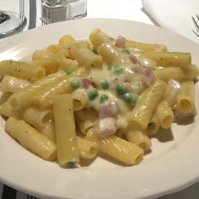Rigatoni Tre P.