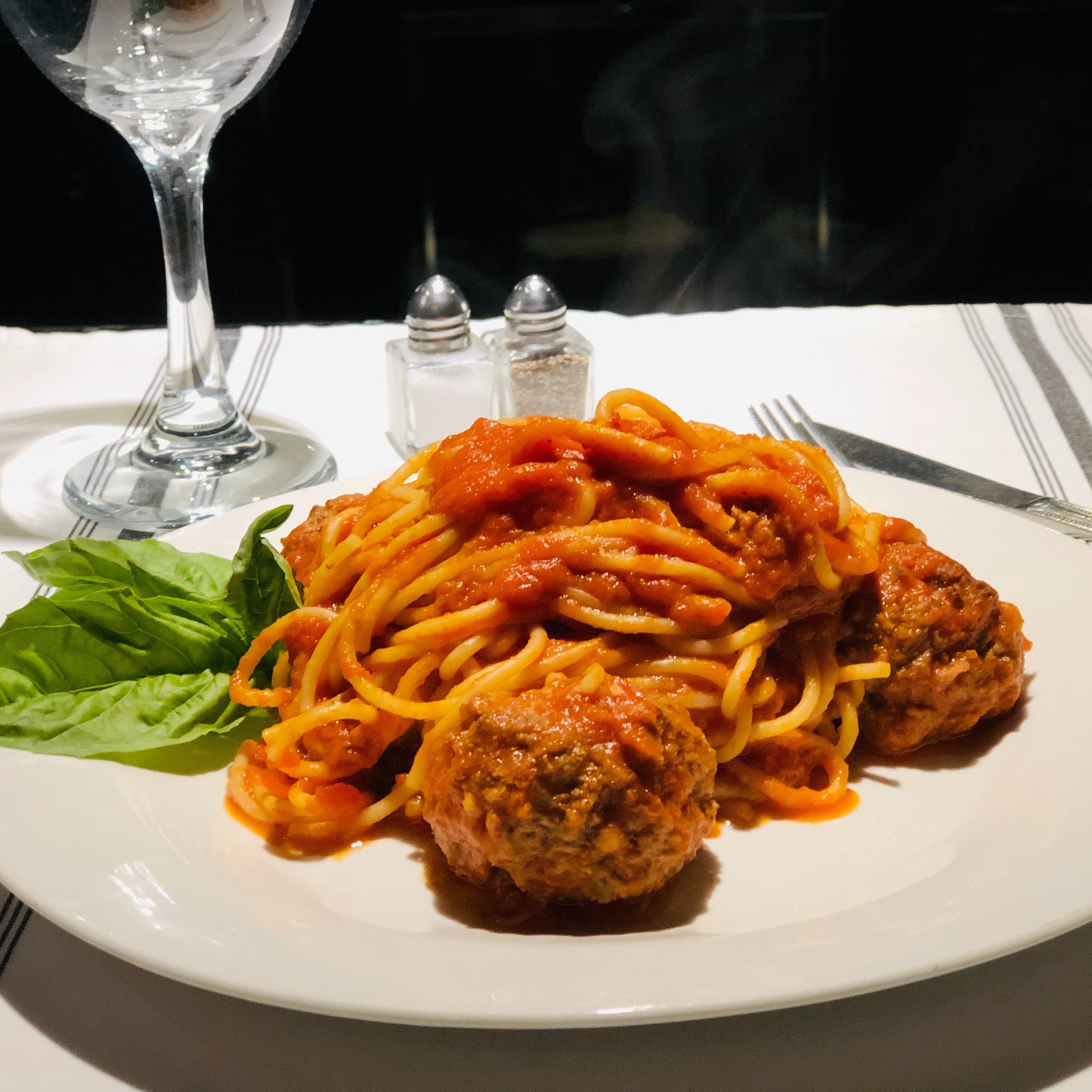 Spaghetti Pasta & Meatballs.